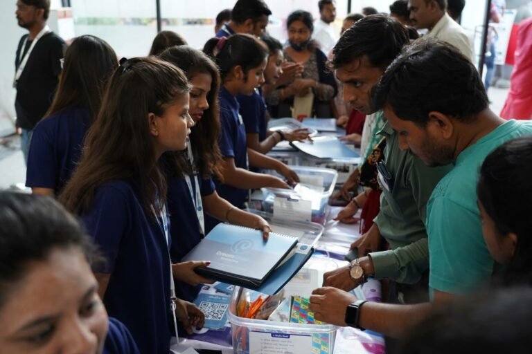 parenting veda mobile application best parenting app online course in gujarati and hindi daily parenting activity parenting webinar seminar workshop kit personal counseling child brain development child behavioral issue jitendra timbadiya - photo gallery