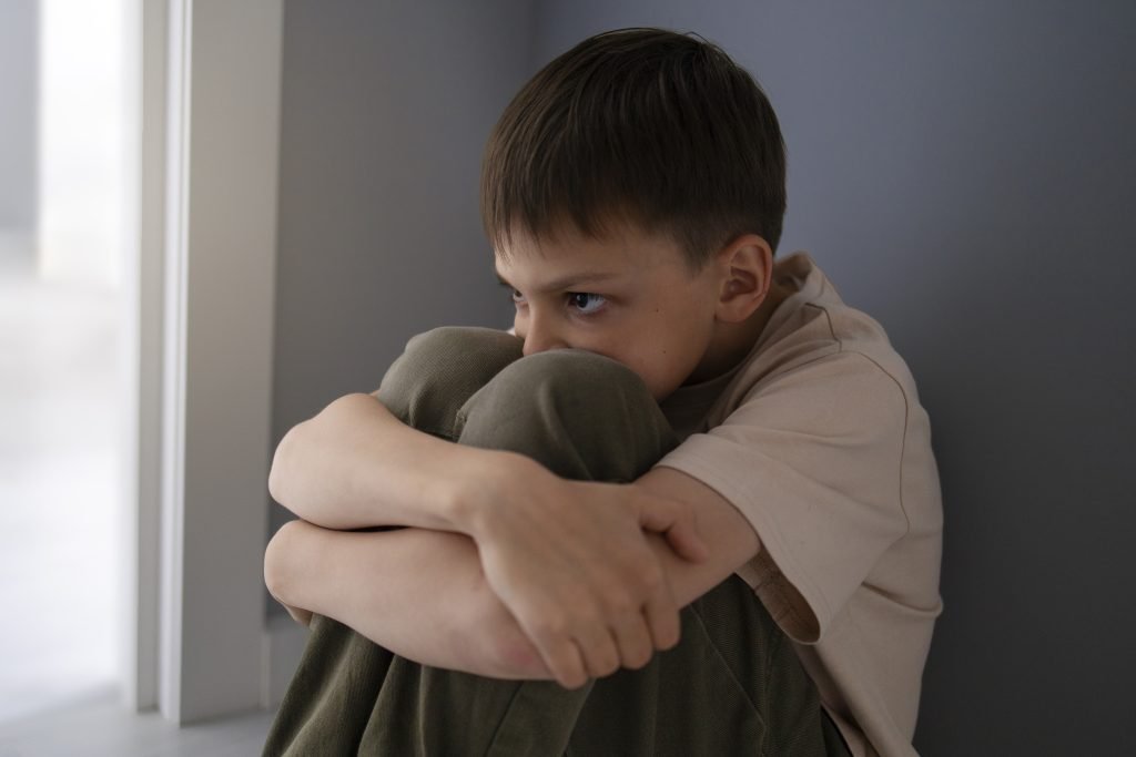 Parent supporting child struggling with anxiety at home in India, child anxiety help India